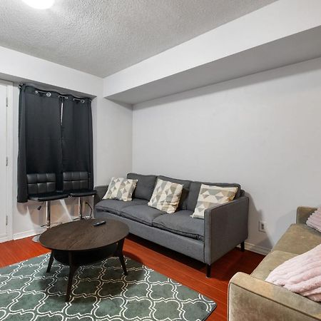 Liberty Village Townhouse Торонто Екстер'єр фото