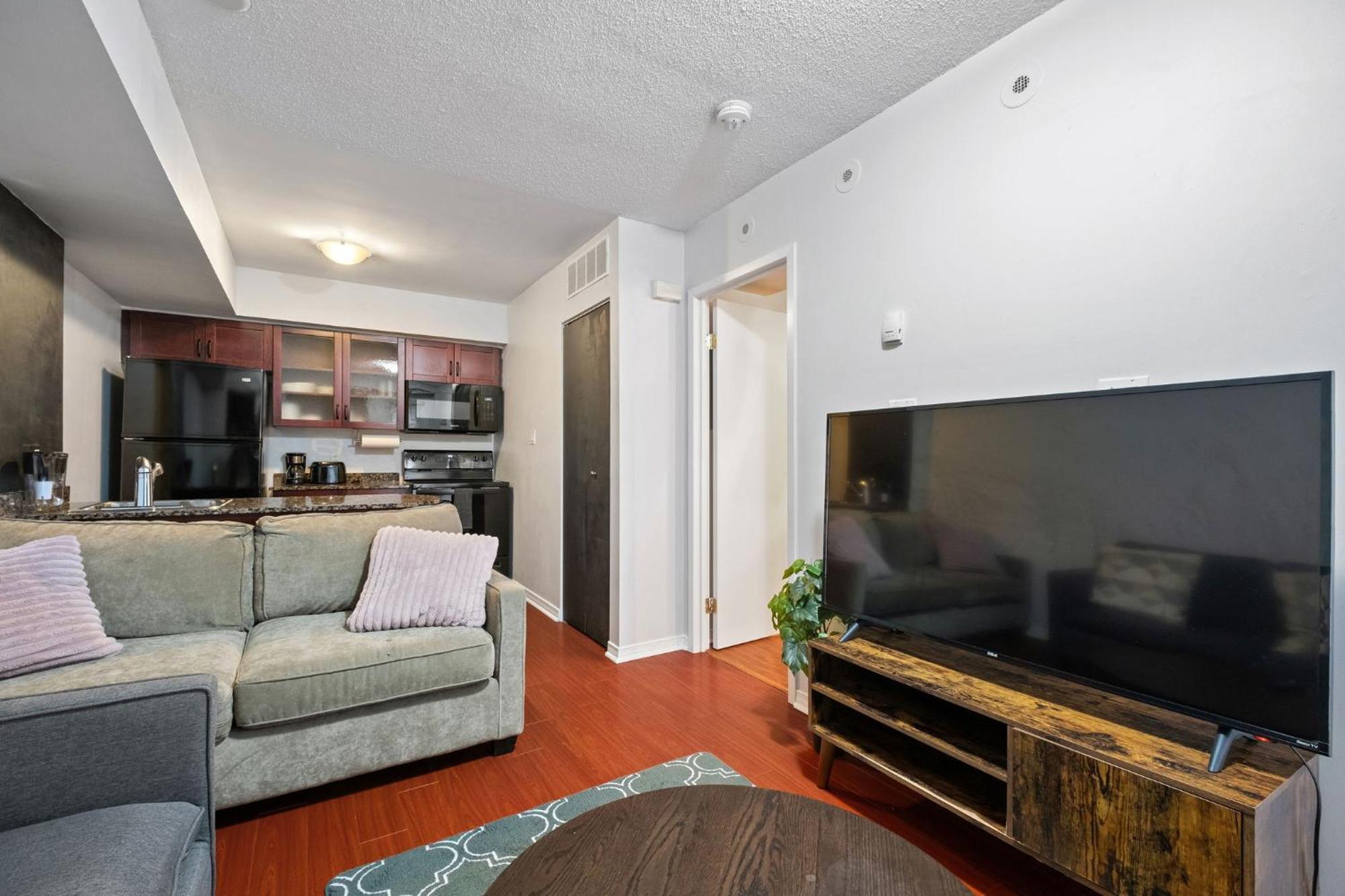 Liberty Village Townhouse Торонто Екстер'єр фото