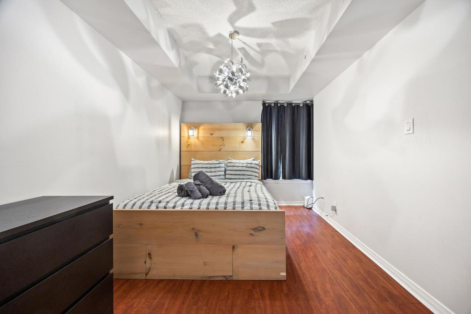 Liberty Village Townhouse Торонто Екстер'єр фото