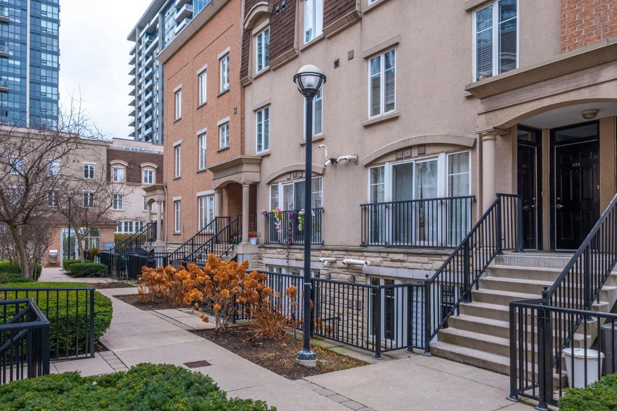 Liberty Village Townhouse Торонто Екстер'єр фото