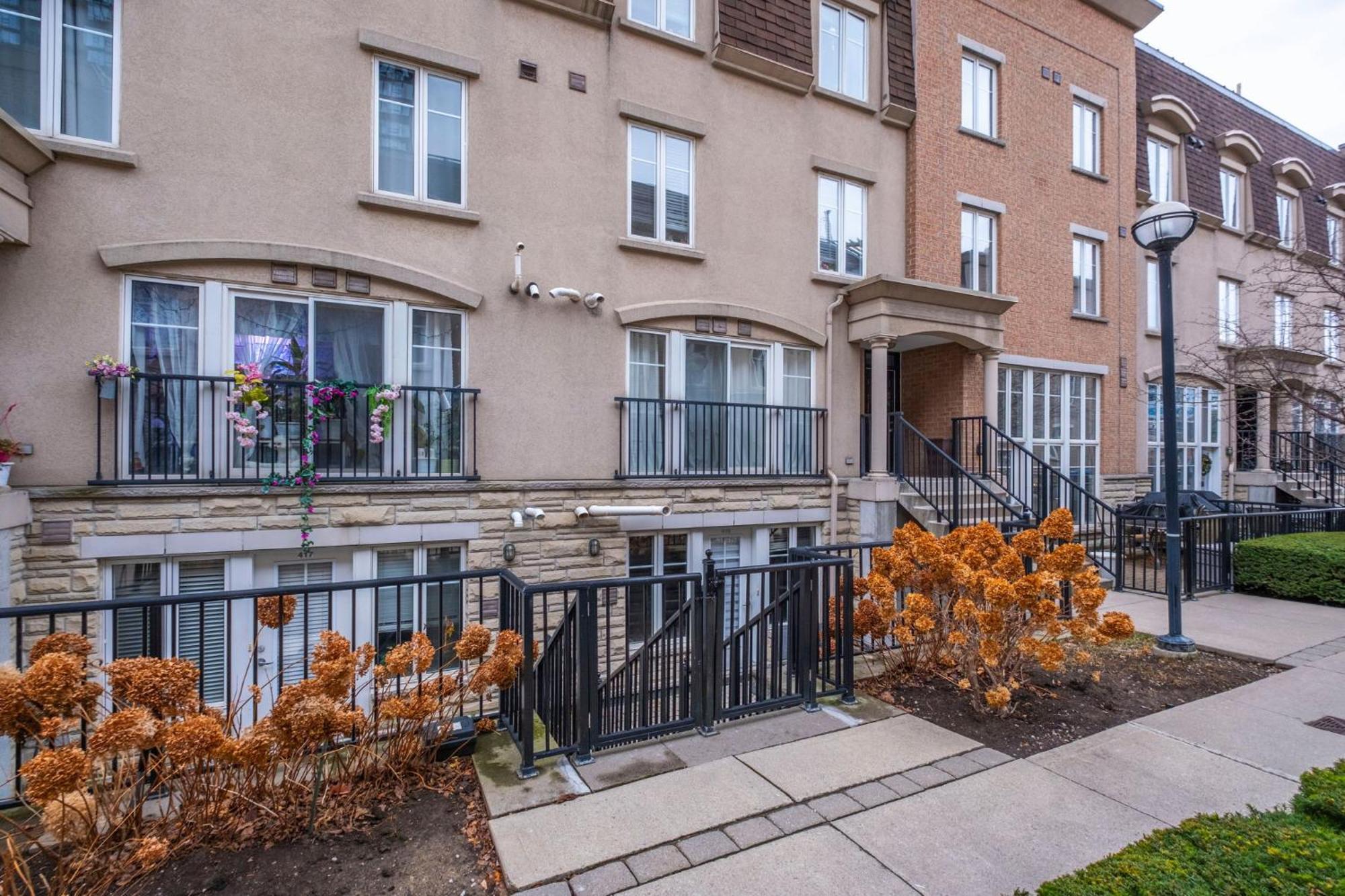 Liberty Village Townhouse Торонто Екстер'єр фото