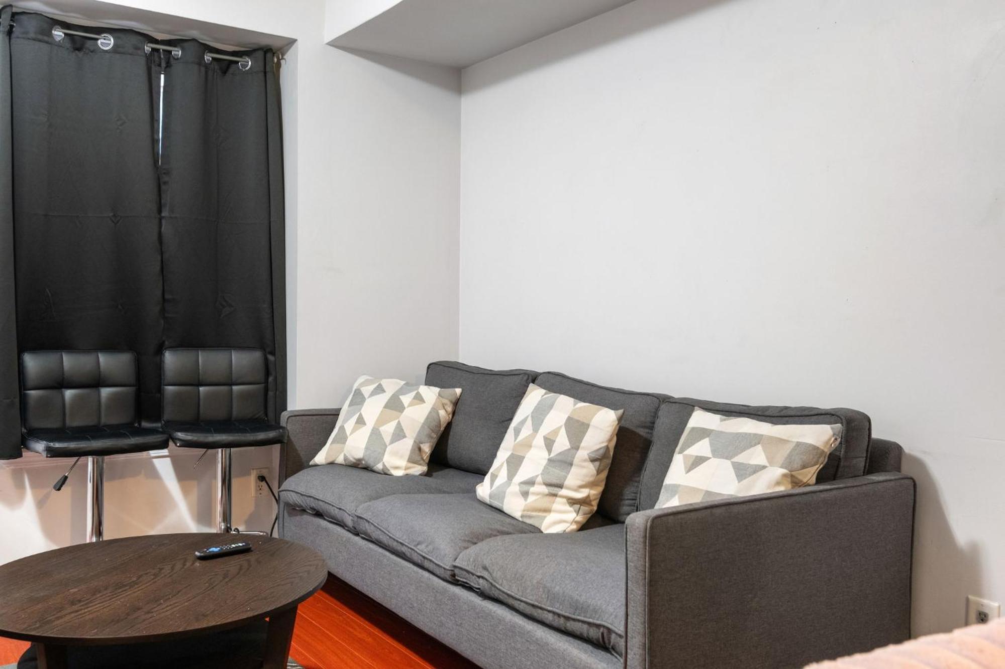 Liberty Village Townhouse Торонто Екстер'єр фото